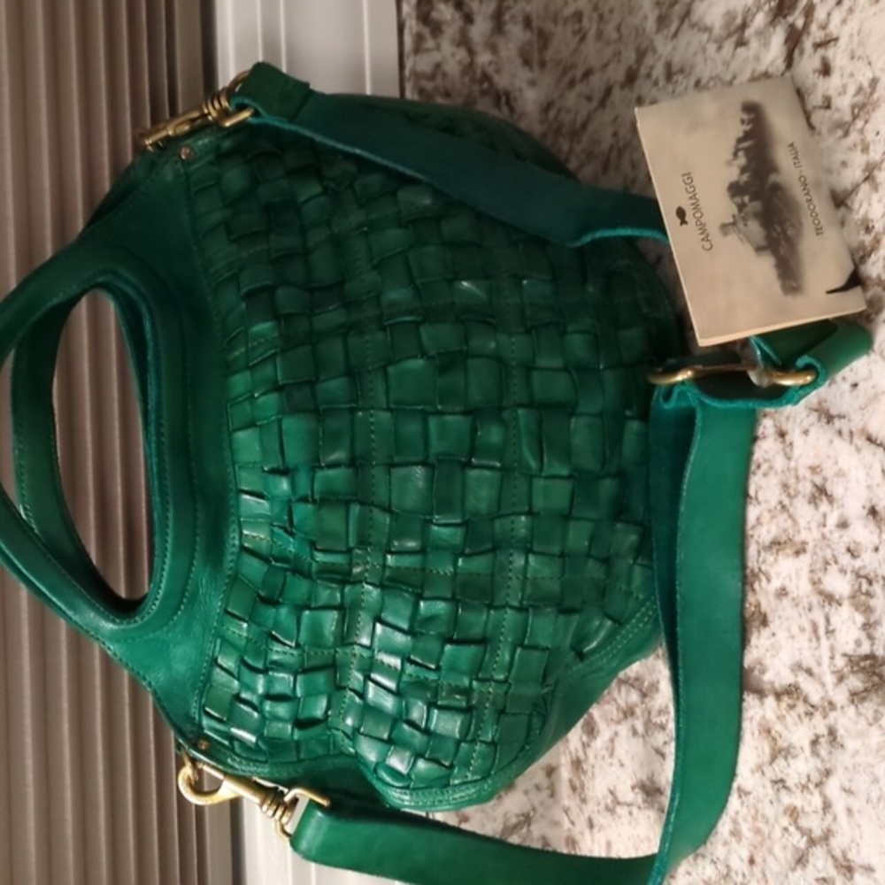 Woven green campomaggi bag